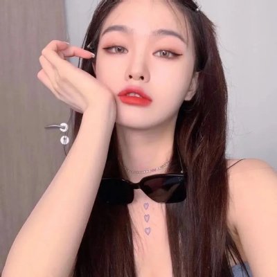 袖珍女仆小梅